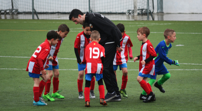 La formación de los entrenadores de deporte base
