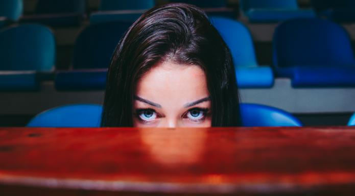 Miedo a hablar en público: cómo superarlo paso a paso y ganar seguridad al comunicarte