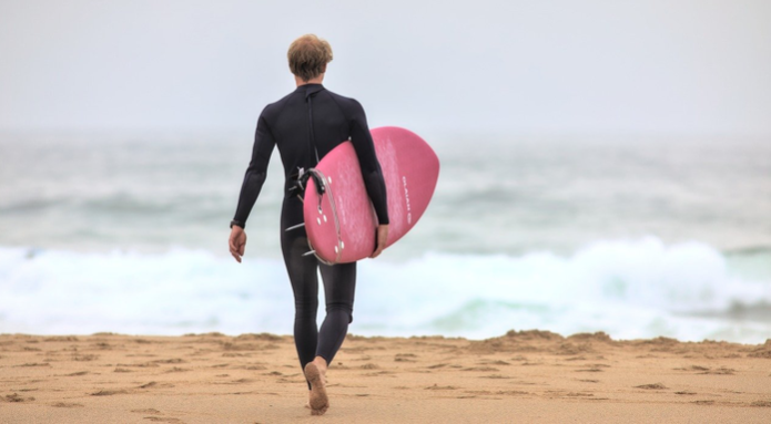 El surf, un deporte al servicio de la salud mental