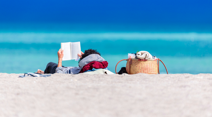 Detox digital en vacaciones: una guía para liberarte del móvil y reconectar contigo